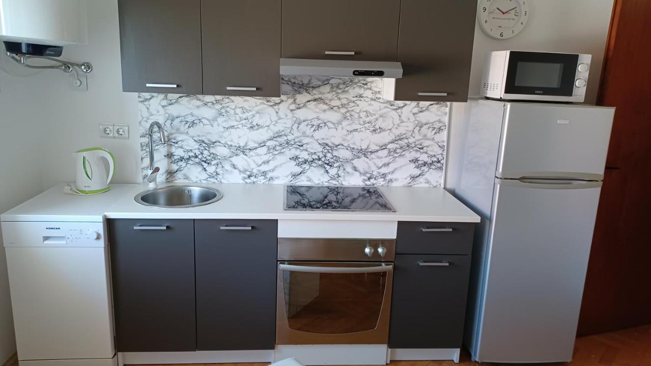 Apartments Pavelic Crikvenica Bagian luar foto